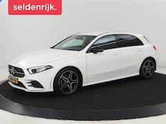 Mercedes-Benz A-klasse - 180 AMG | 66.100km NAP | Stoelverwarming | Camera | Sfeerverlichting | Leder/Alcantara | N