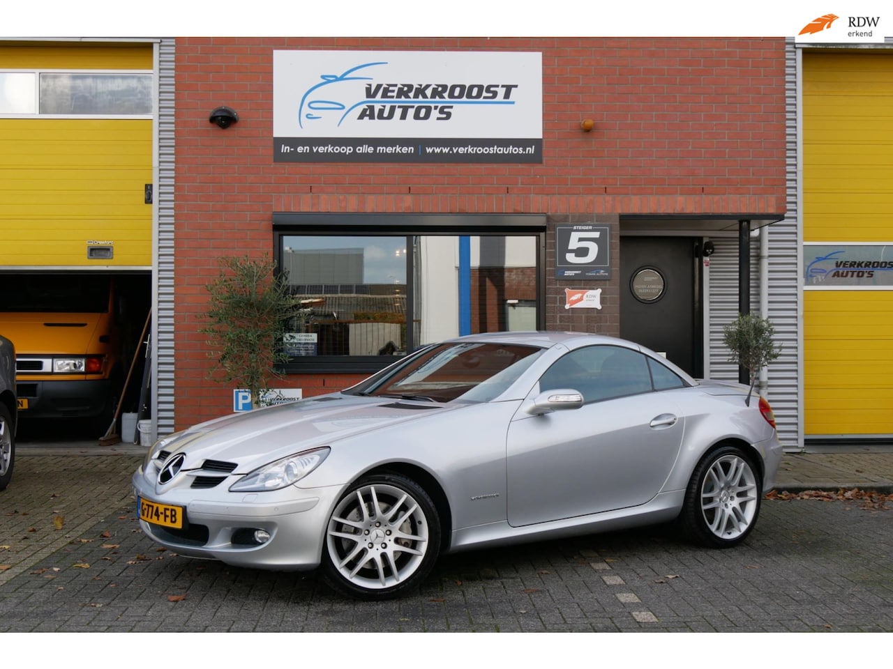 Mercedes-Benz SLK-klasse - 200 K. 200 k, nek/stoelverwarming. radio. airco - AutoWereld.nl