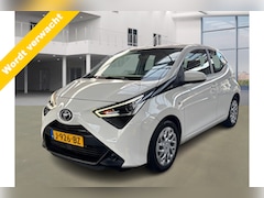 Toyota Aygo - 1.0 VVT-i x-play, 1e Eig Camera Carplay VERWACHT
