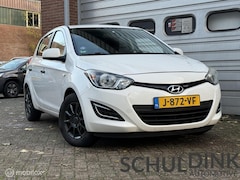 Hyundai i20 - 1.2i i-Drive ELEKTRISCHE RAMEN|5-DEURS|LICHTMETAAL