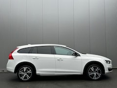 Volvo V60 Cross Country - 2.0 D3 Momentum Trekhaak|Stoelverwarming|Xenon