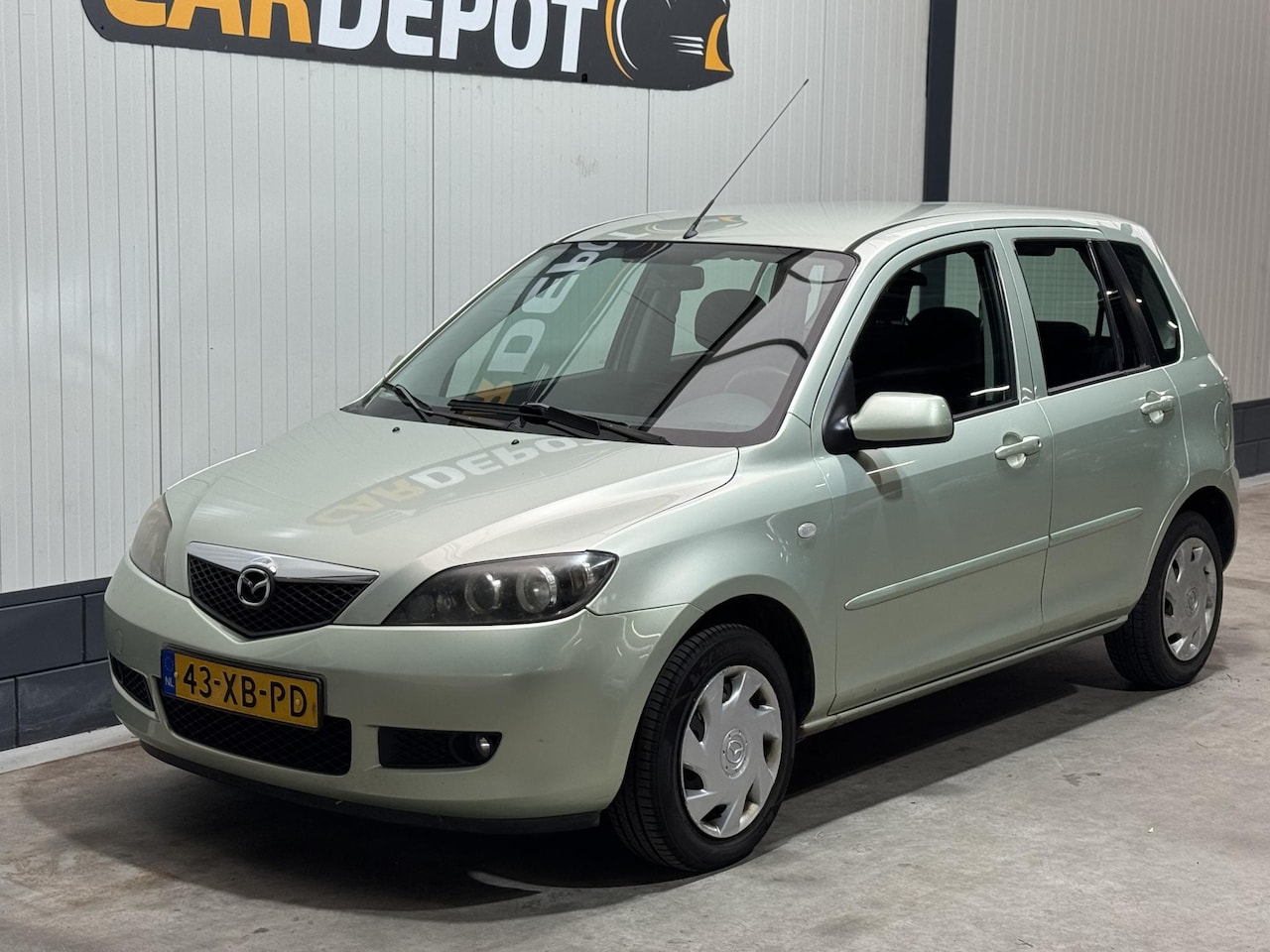Mazda 2 - 1.4 Touring 1.4 Touring - AutoWereld.nl