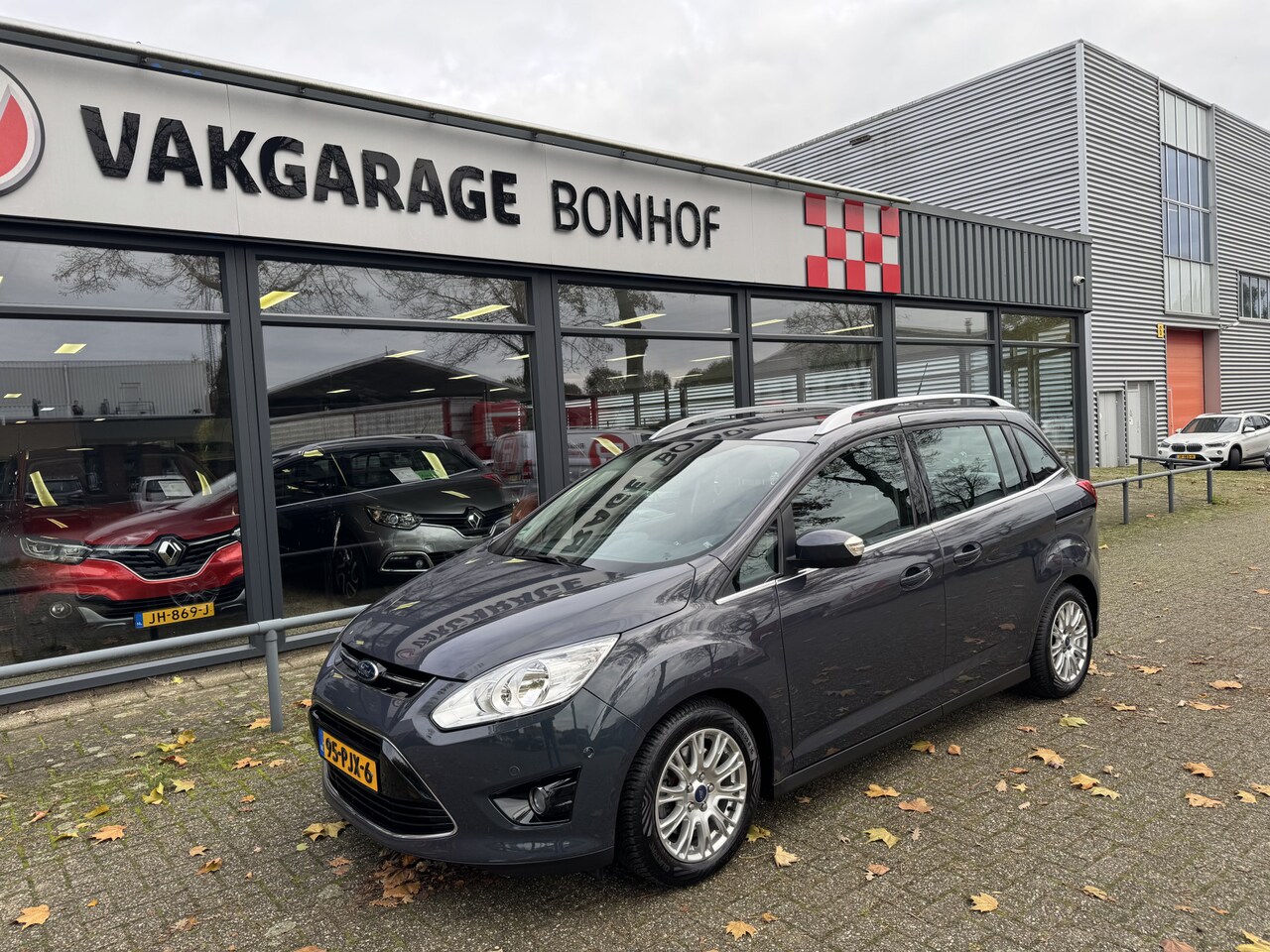 Ford Grand C-Max - 1.6 Titanium 7p. CLIMA-2XSCHUIF-7PERSOONS - AutoWereld.nl