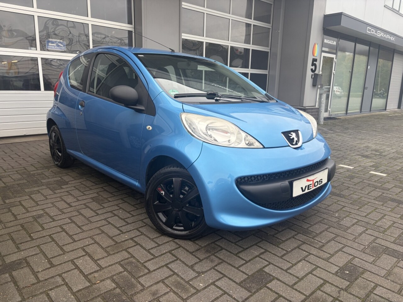 Peugeot 107 - 1.0-12V XS Urban M. - AutoWereld.nl
