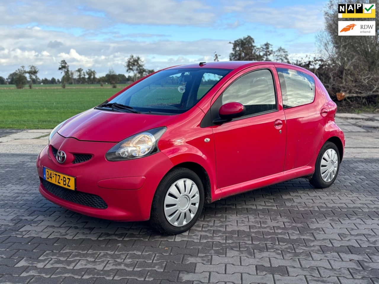 Toyota Aygo - 1.0-12V +/ Blankelak laat los / Apk / Airco / E.Ramen - AutoWereld.nl
