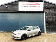 Volkswagen Golf - 1.4 TSI ACT Connected Series R-line