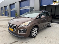 Peugeot 3008 - 1.6 VTi Active panorama dak trekhaak nap