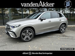 Mercedes-Benz GLC-klasse - 300e AMG 4Matic // Trekhaak // Distronic // Panoramadak // 360 Camera // Memory // Night P
