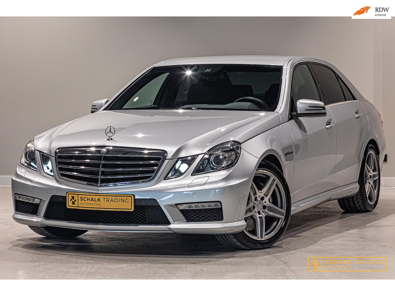 Mercedes-Benz E-klasse - AMG 63|H&K|Cam|E-stoel|Youngtimer - AutoWereld.nl