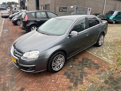 Volkswagen Jetta - 1.4 TSI Comfortline Business 195 DKM NAP