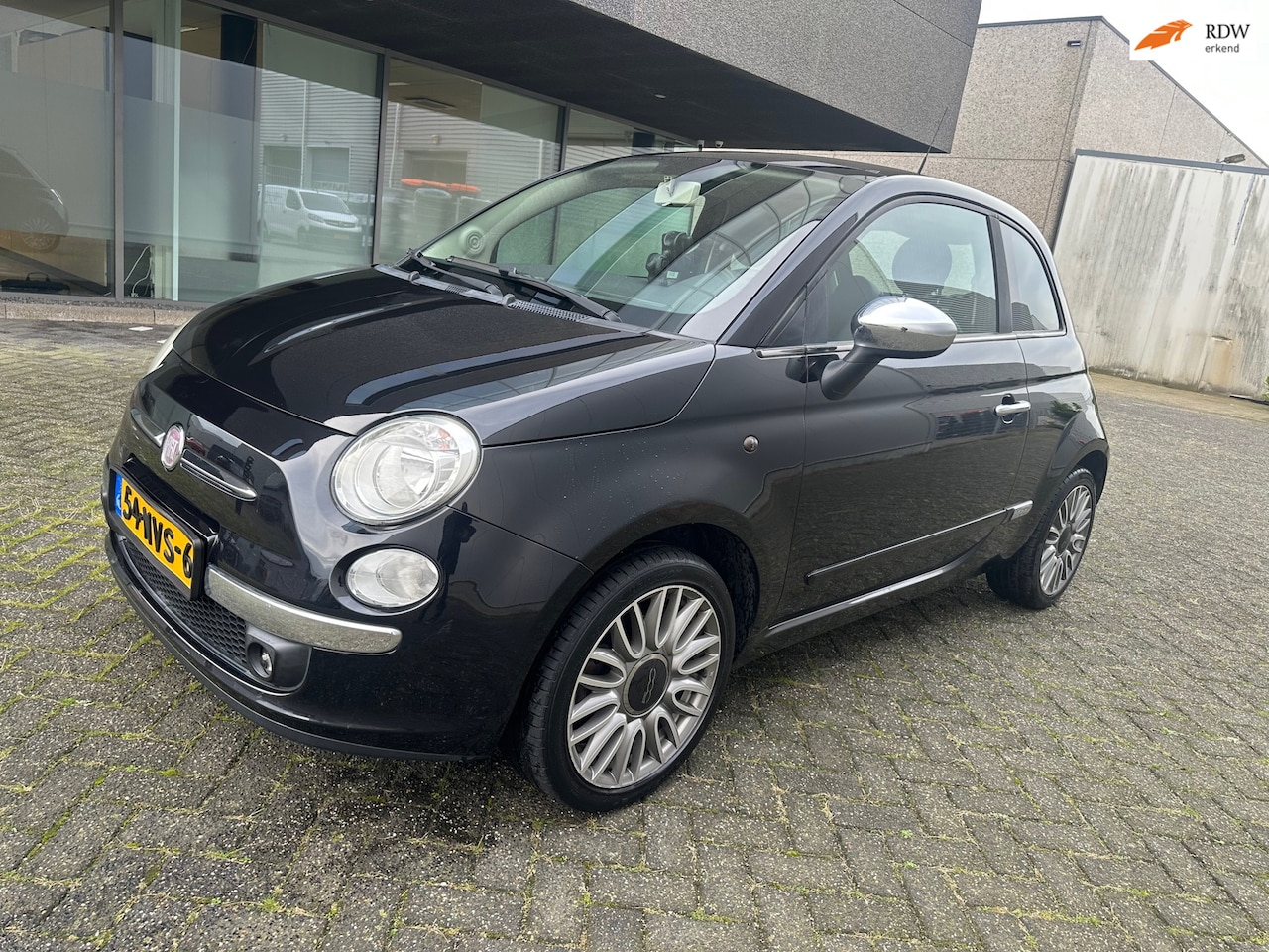 Fiat 500 - 1.4- Lounge CLIMAT AUTOMAAT BJ 10-2010 APK 10-2026 - AutoWereld.nl