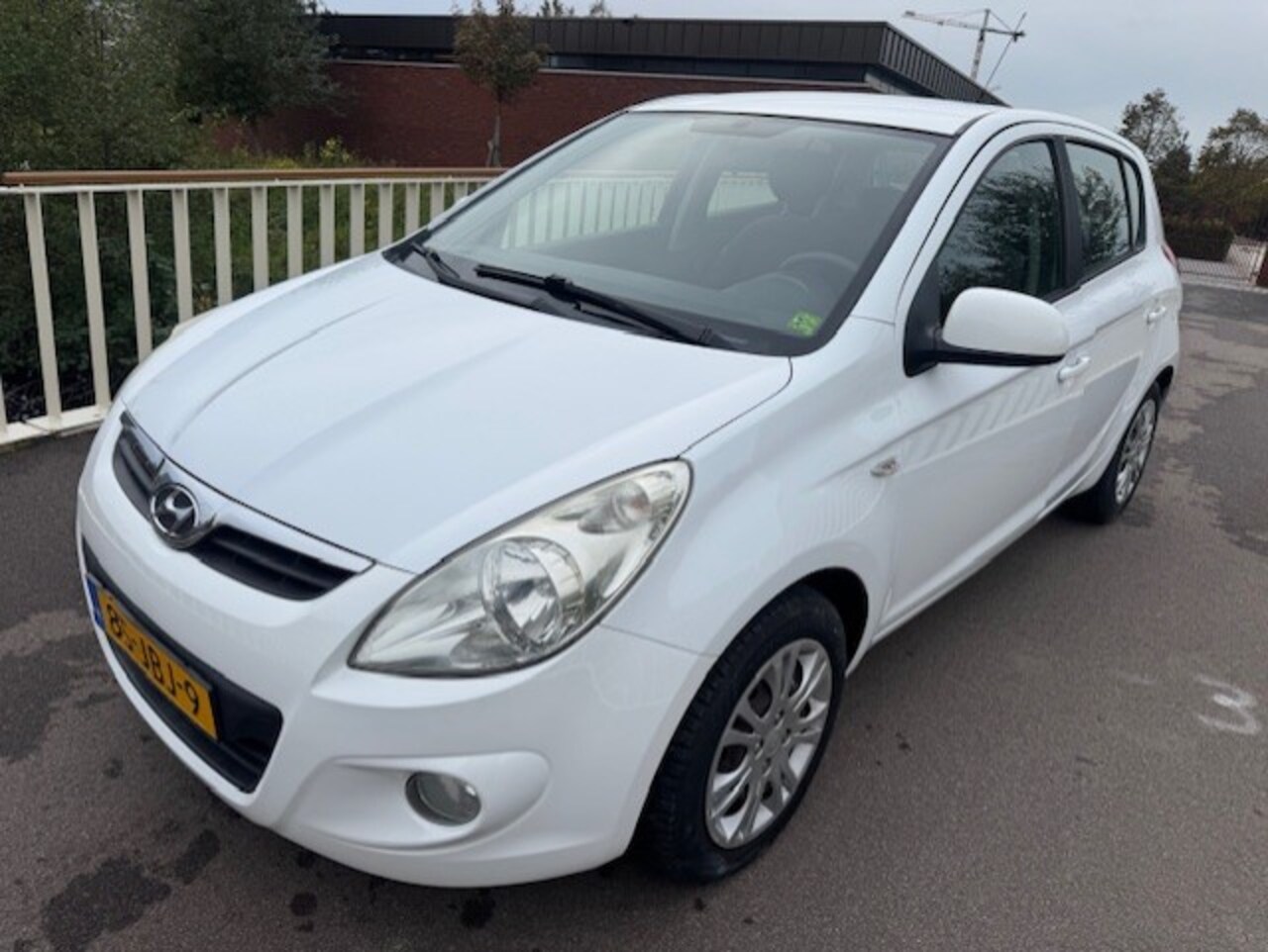 Hyundai i20 - 1.2i DynamicVersion 1.2i DynamicVersion - AutoWereld.nl