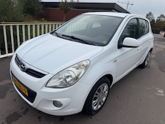 Hyundai i20 - 1.2i DynamicVersion
