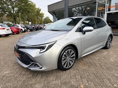 Toyota Corolla - Hybrid 140 Business, Automaat, Apple carplay, Cruise, Clima, Stuur/ steol verwarming, Half