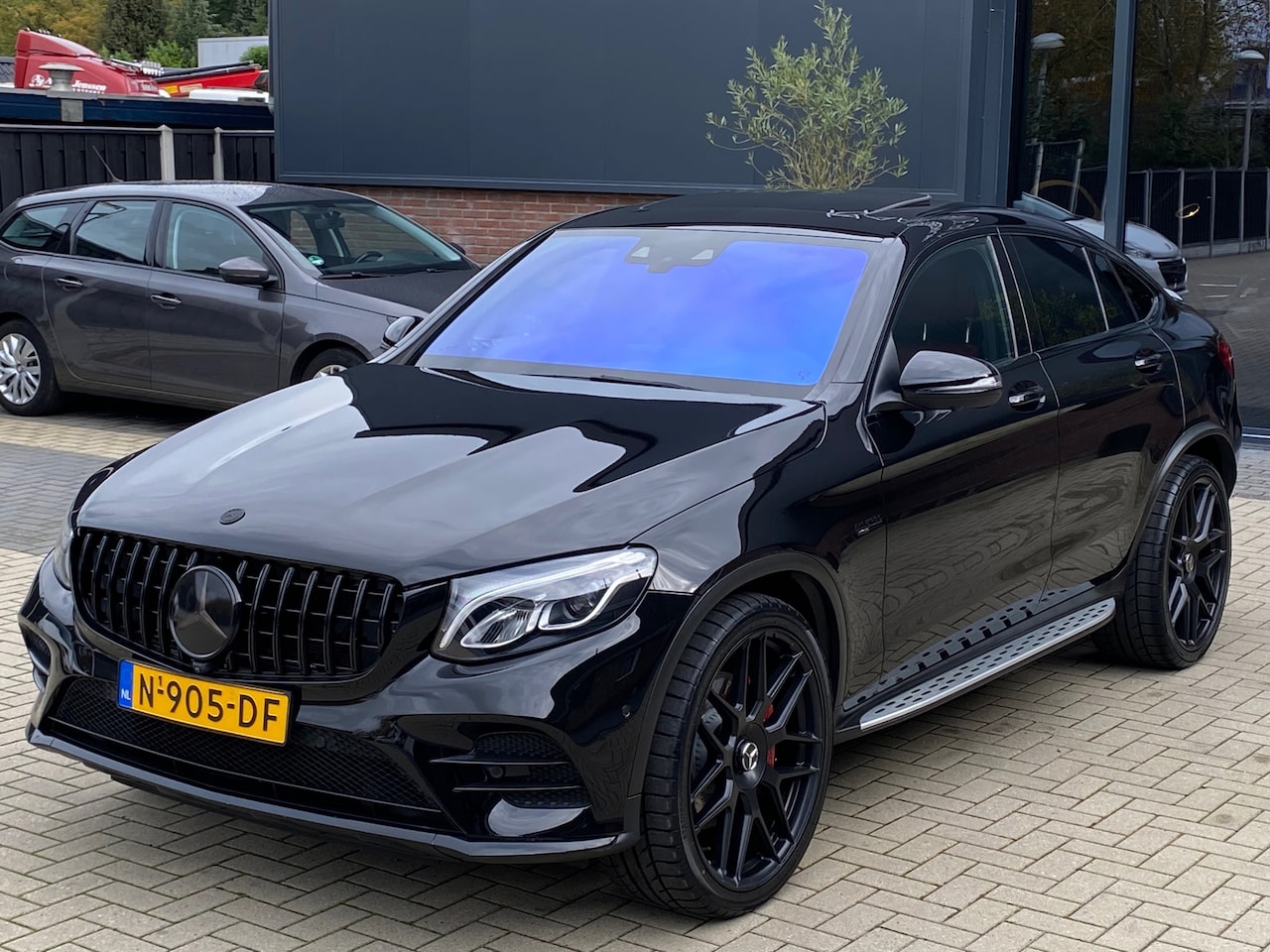 Mercedes-Benz GLC-klasse Coupé - AMG 43 4MATIC NIEUWSTAAT HEAD UP PANO 360 CAMERA BURMESTER - AutoWereld.nl