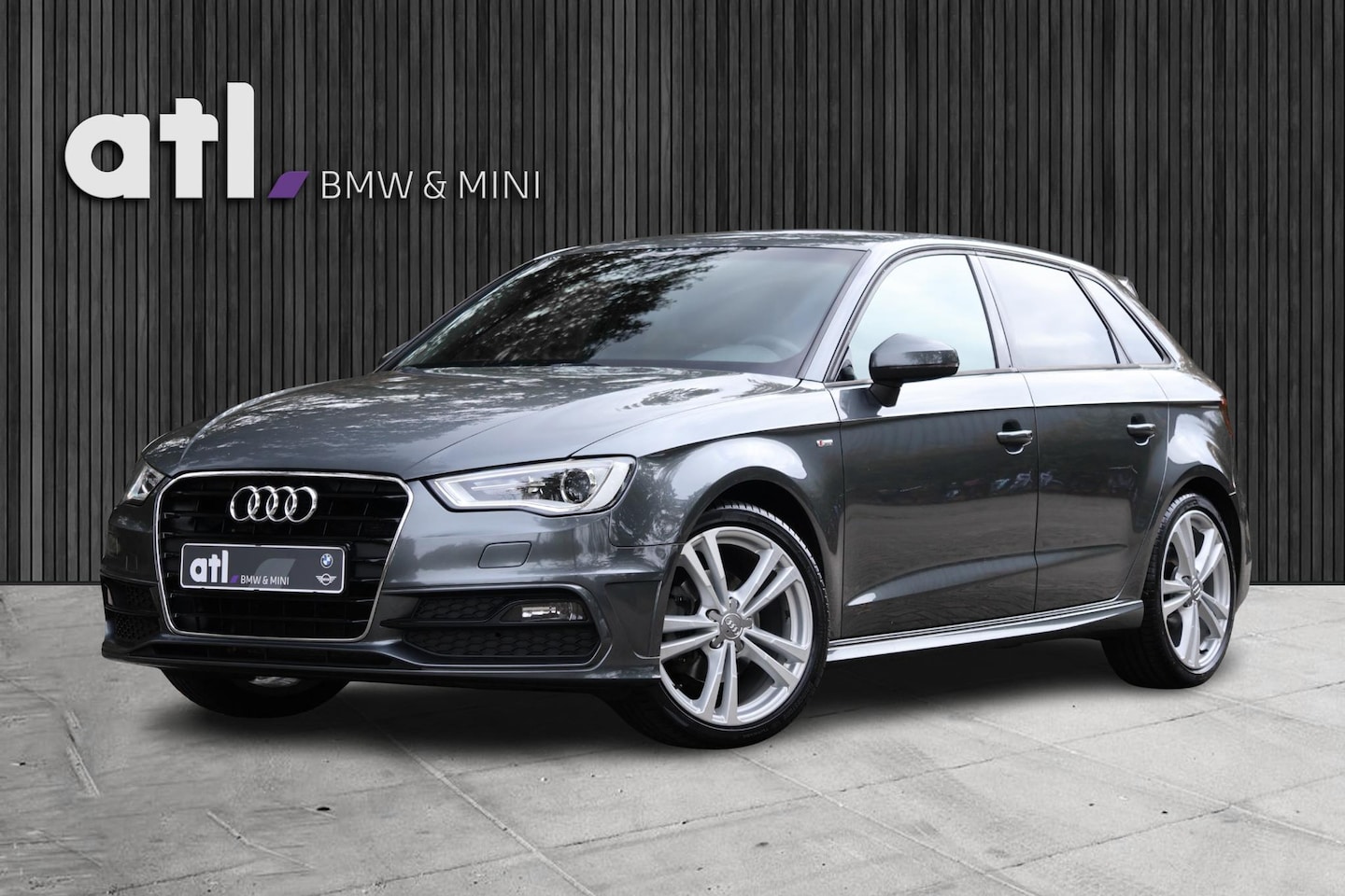Audi A3 Sportback - 1.4 TFSI Ambition Pro Line S S-Line | 18"| Navi | Xenon | PDC | Sportstuur | Sportstoelen - AutoWereld.nl