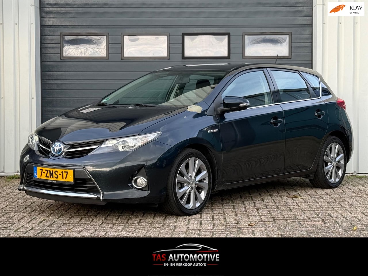 Toyota Auris - 1.8 Hybrid Aspiration 5-deurs CRUISE / CLIMA - AutoWereld.nl