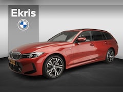 BMW 3-serie Touring - 330e | M-Sportpakket | LED | Leder | Active cruise | Navigatie | Schuifdak | Trekhaak | DA