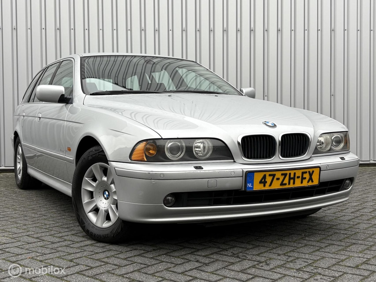BMW 5-serie Touring - 525i Edition | Aut | Trekhaak | LCI | 02 | Volledige historie | - AutoWereld.nl