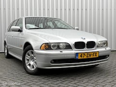BMW 5-serie Touring - 525i Edition | Aut | Trekhaak | LCI | 02 | Volledige historie |
