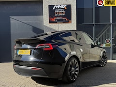 Tesla Model Y - Performance + MMX PACK