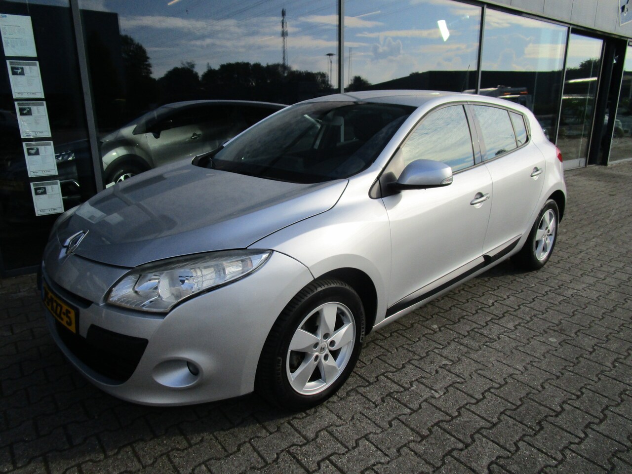 Renault Mégane - 1.6 Dynamique 1.6 Dynamique - AutoWereld.nl