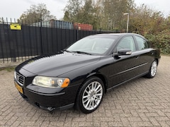 Volvo S60 - 2.4 Automaat Edition Leer/Stoelverw/Xenon/Clima