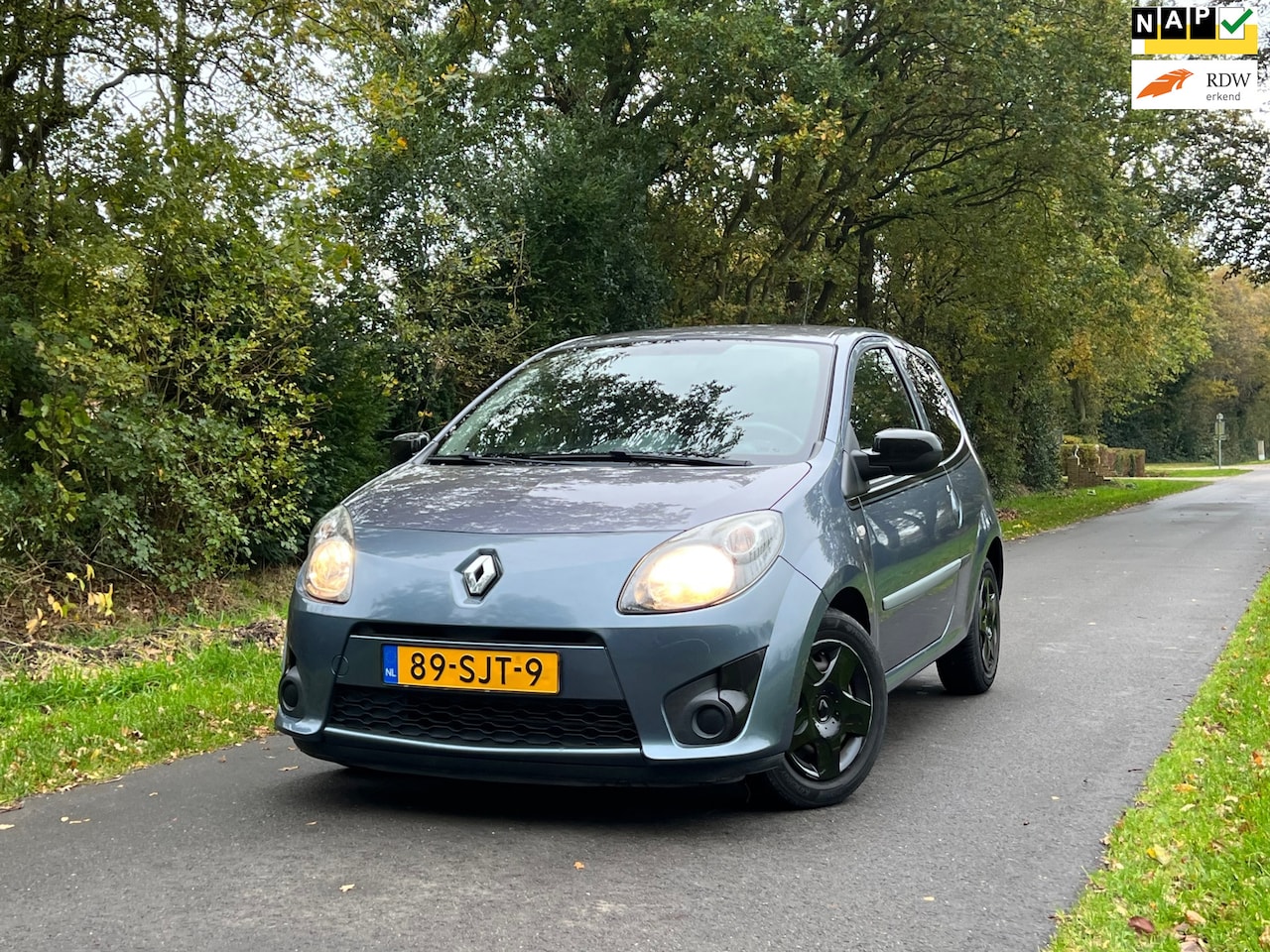 Renault Twingo - 1.2-16V Sport | Nieuwe apk + Airco Nu € 1.975,-!!! - AutoWereld.nl