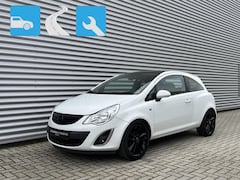 Opel Corsa - Color Edition, 17', Cruise, Airco, Sportstoelen