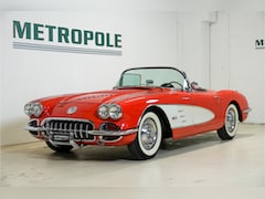 Chevrolet Corvette - C1 Fuel Injection M1072