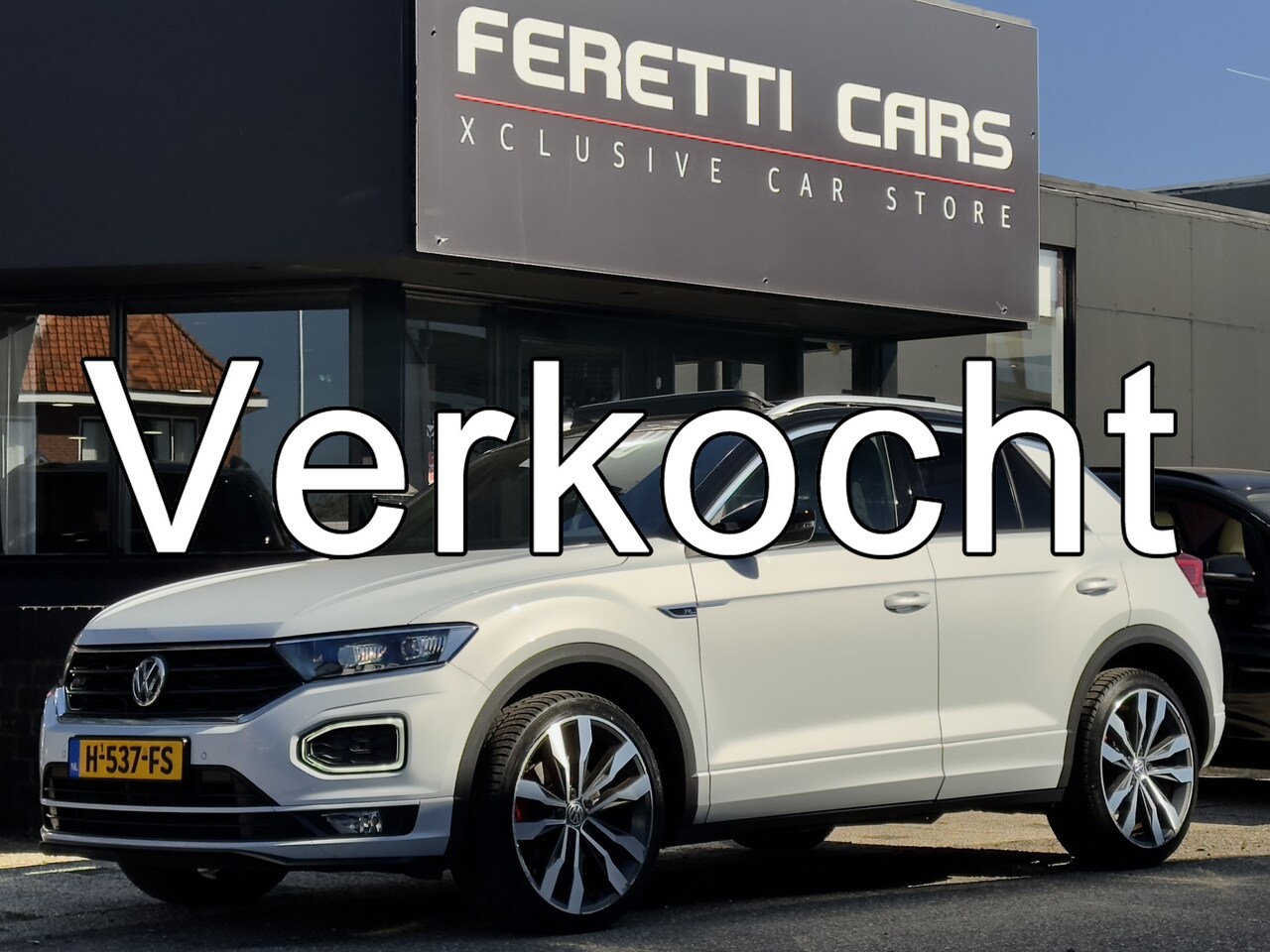 Volkswagen T-Roc - 1.5 TSI AUT7 SPORT 2X R-LINE PANODAK LEDER NAVI CAMERA DIGI-DASH CARPLAY LED LMV PDC - AutoWereld.nl