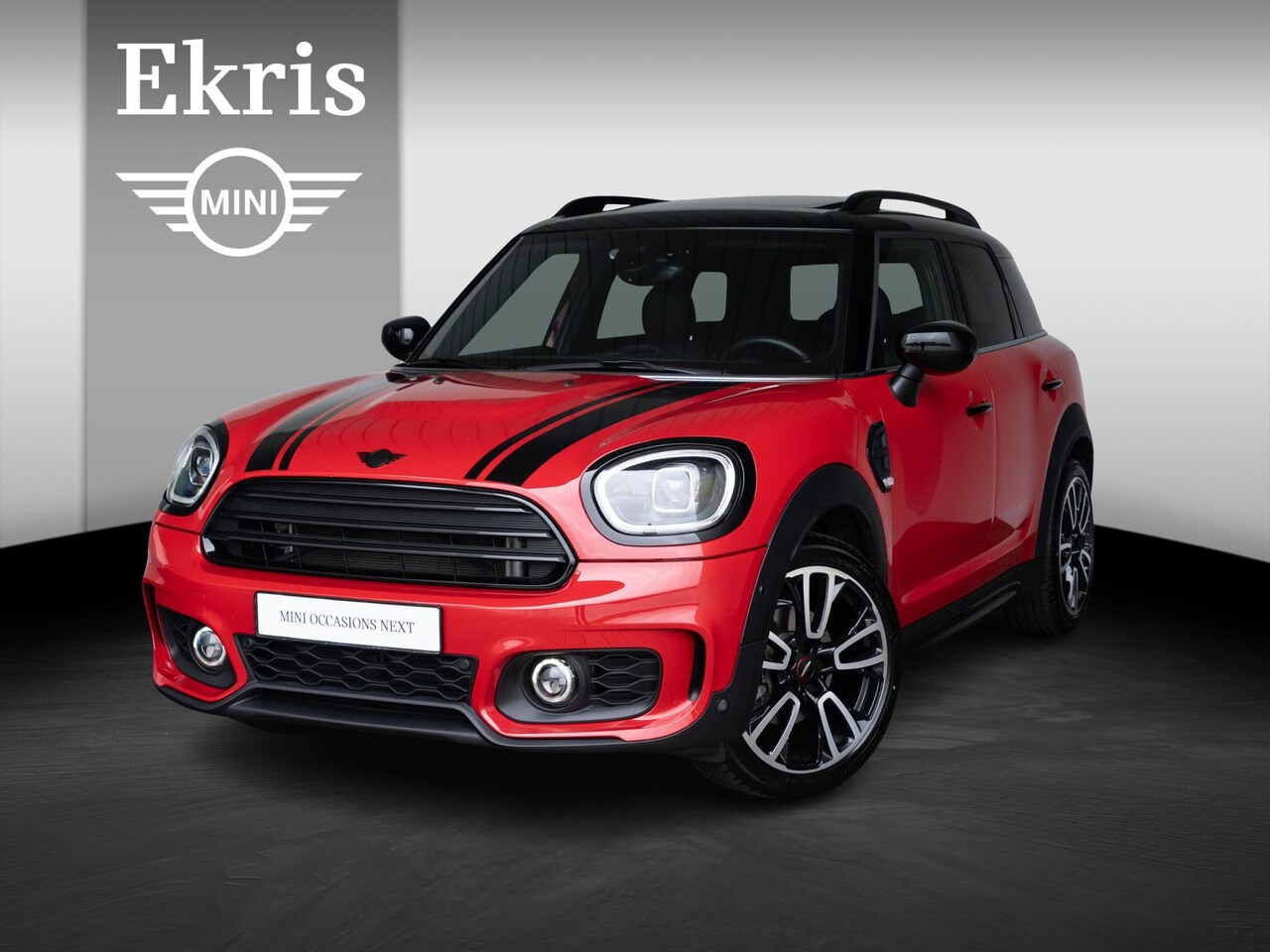 MINI Countryman - Cooper Aut. JCW pakket + Yours leder + Harman-Kardon + Panoramadak - AutoWereld.nl