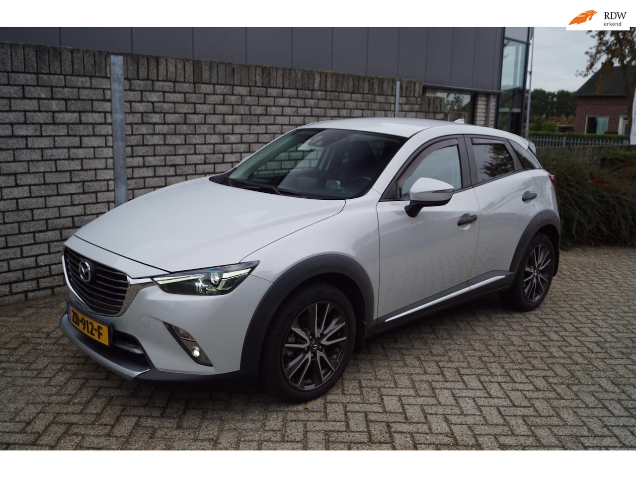 Mazda CX-3 - 2.0 SkyActiv-G 150 GT-M 4WD Autom Leder Sportst Stoelverw Navi Camera Clima Head-Up Cruise - AutoWereld.nl