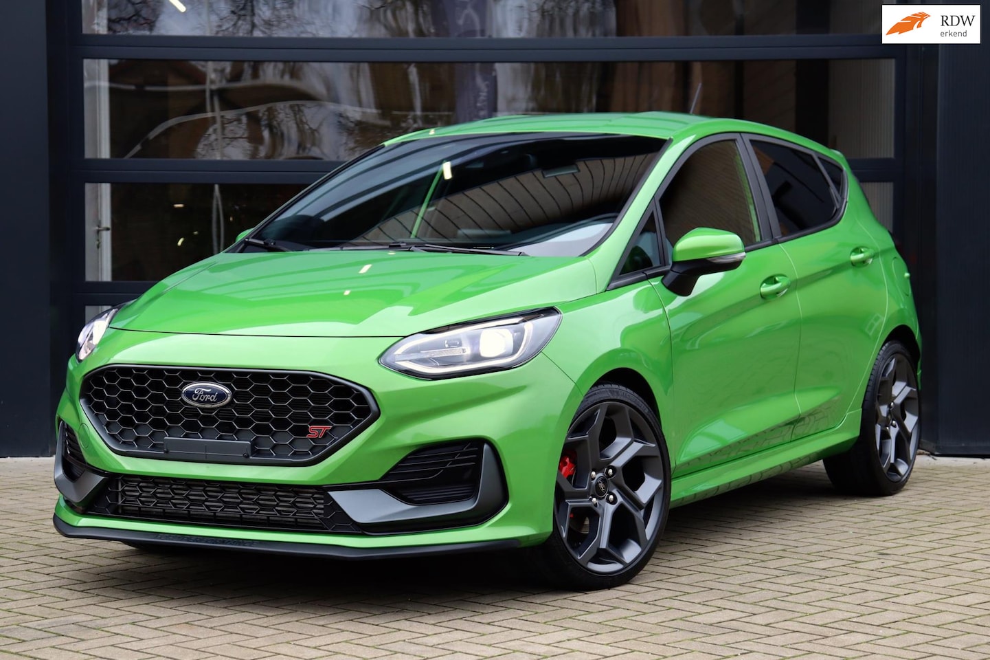 Ford Fiesta - 1.5 EcoBoost ST-X | Performance Pack | Winter Pack | Dealer Onderhouden | 1e Eigenaar! - AutoWereld.nl