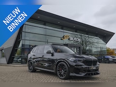 BMW X5 - xDrive45e 394pk M-sport AC Schnitzer Panoramadak X5M Seats 4-wielsturing Carbon Laser 22"