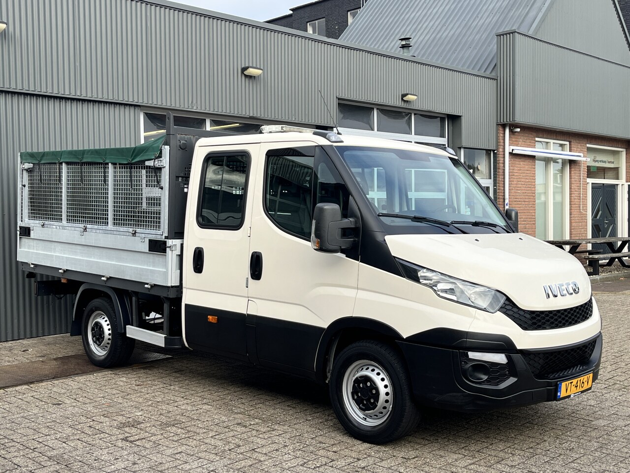 Iveco Daily - 35S11D 2.3 345 7 persoons 3500kg trekgewicht Airco Euro 5 Pick-up Open laadbak Bakwagen 1e - AutoWereld.nl