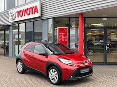 Toyota Aygo X - 1.0 VVT-i S-CVT Pulse | Automaat | Nav by App | A. camera | Stoe