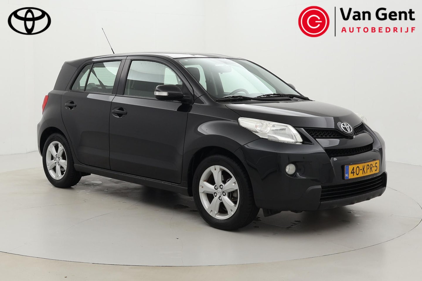 Toyota Urban Cruiser - 1.3 VVT-i Aspiration | Volledige dealerhistorie | Trekhaak | Airco | 16 inch | Elektrische - AutoWereld.nl