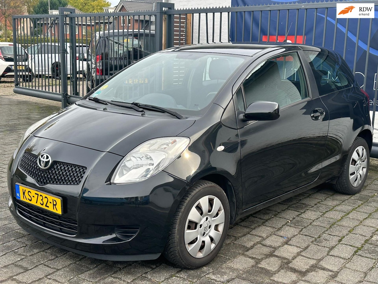 Toyota Yaris - 1.3 VVTi Terra / AIRCO / ELEKTRISCHE RAMEN - AutoWereld.nl