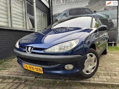 Peugeot 206 - 1.4-16V Gentry Climatronic 5dr