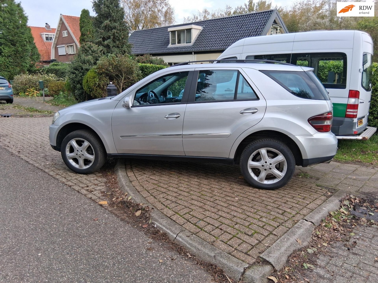 Mercedes-Benz M-klasse - 350 navigatie cruiscontrol trekhaak - AutoWereld.nl