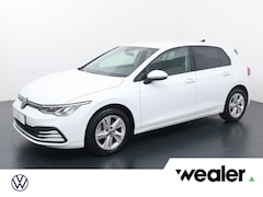 Volkswagen Golf - 1.0 TSI Life | 110 PK | Navigatiesysteem | Achteruitrijcamera | Voorstoelen verarmd |