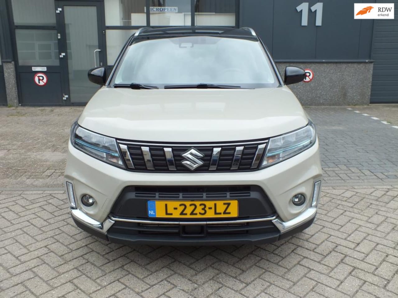 Suzuki Vitara - 1.4 Boosterjet Select Smart Hybrid!2021!Automaat - AutoWereld.nl