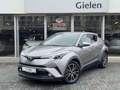 Toyota C-HR - 1.8 Hybrid Executive | Stoelverwarming, Navigatie, Keyless, Leer/Stof, 18 Inch