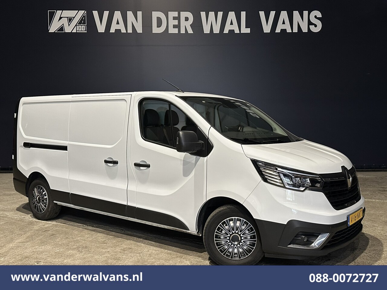 Renault Trafic - 2.0 dCi 131pk L2H1 Euro6 Airco | Camera | Navigatie | LED | Cruisecontrol 270 Graden achte - AutoWereld.nl