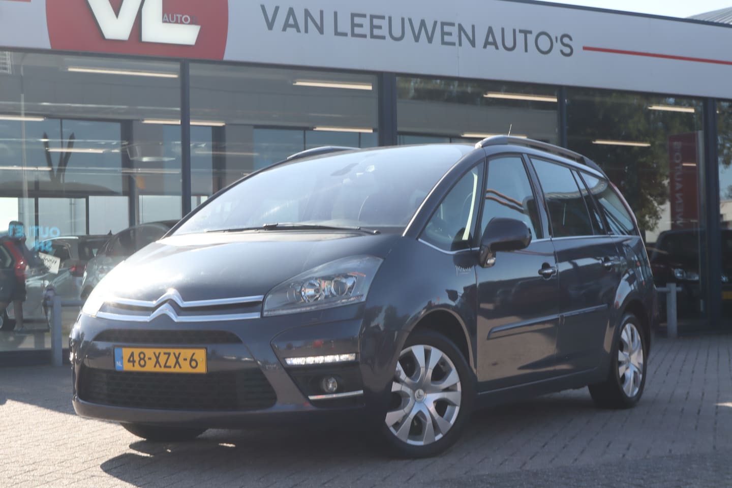 Citroën Grand C4 Picasso - 2.0 HDi Exclusive 7p | Pano | Lane Assist | Clima - AutoWereld.nl