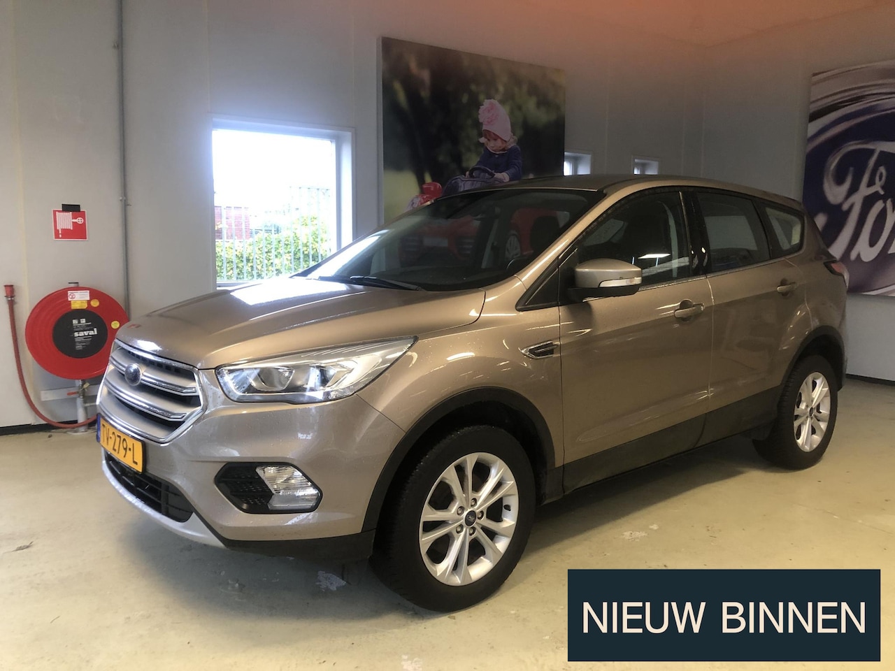Ford Kuga - 1.5 EcoBoost Titanium 1.5 EcoBoost Titanium - AutoWereld.nl