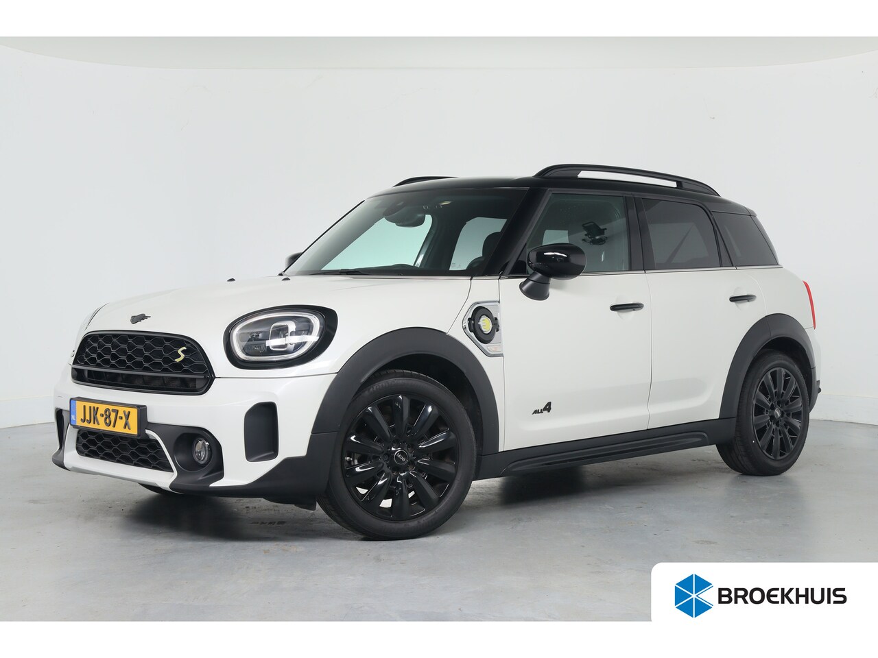 MINI Countryman - Mini 2.0 Cooper 220pk S E ALL4 Chili | Leder | Elektr Stoel + Mem | Led | HUD | Adaptive C - AutoWereld.nl
