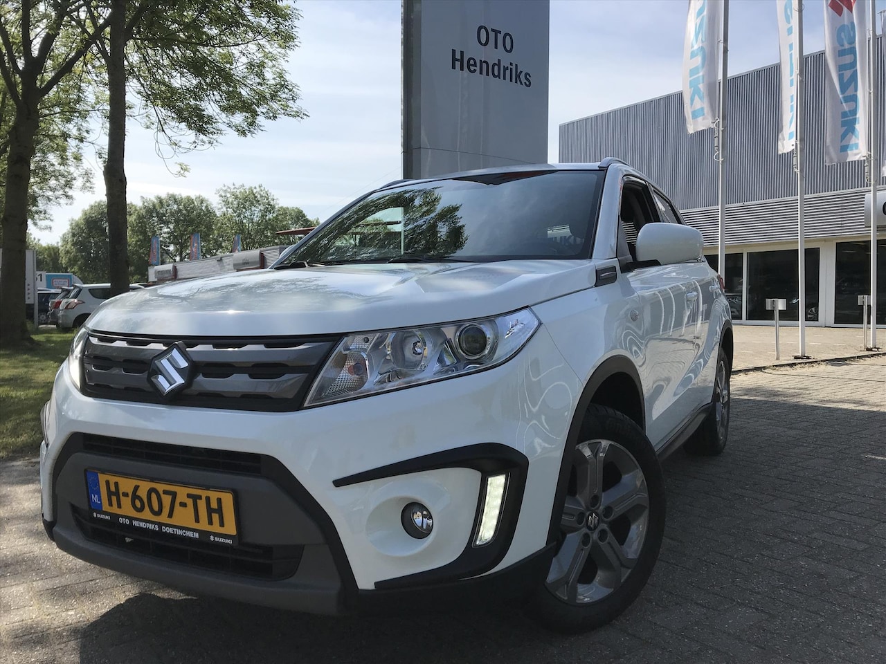 Suzuki Vitara - 1.6 VVT 120pk 2WD Exclusive - AutoWereld.nl