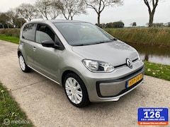 Volkswagen Up! - 1.0 BMT move up / 5 deurs / Airco / 86 dkm
